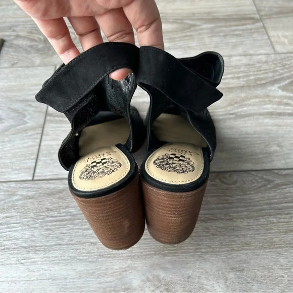 Vince Camuto Keannie Leather Open toe Stacked Block Heel Sandal - Picture 10 of 13